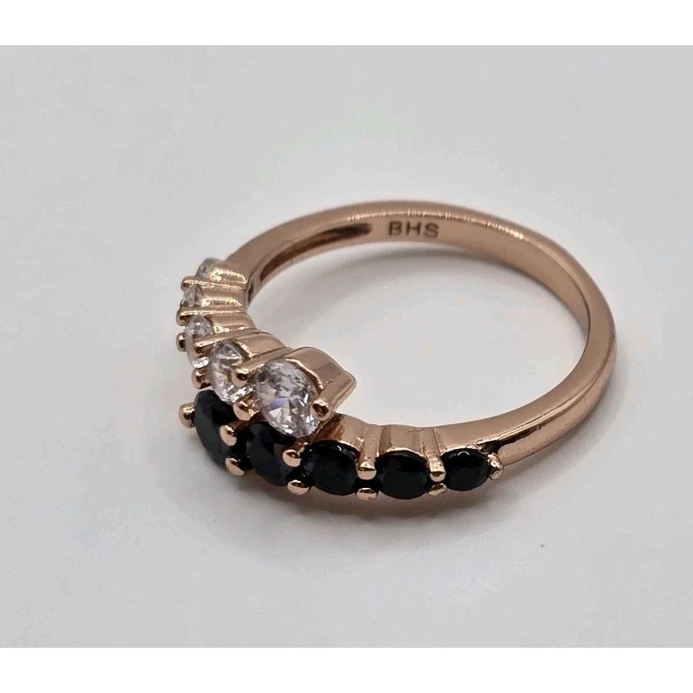 BHS Rose Gold Tone Black & Clear CZ Bypass Ring Size 6 – Elegant Modern‎ Fashion